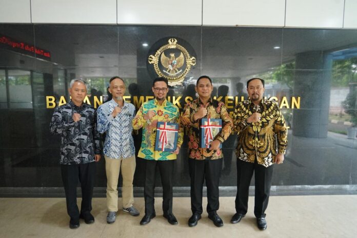id12810_260213125919_guna-tingkatkan-pad-pemkab-bekasi-terima-masukan-konstruktif-dari-bpk