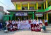 Tingkatkan Literasi Siswa SD, Mahasiswa PGSD UPB Berikan Pendampingan Media Pembelajaran